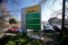 Pylon Informacyjny z kasetonami