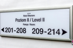 Tabliczki przydrzwiowe druk UV podświetlane